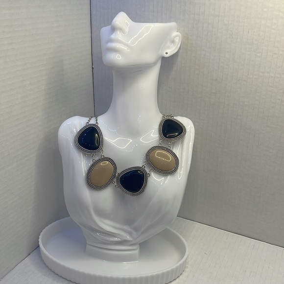 Necklaces / Woman Jewelry 📿 Posh show in Spanish (not listed) - Picture 4 of 6